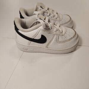 Toddler Nike Air Force 1 Low Athletic Shoes ‘White/Black’ CZ1691 100 - Size 6C